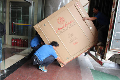 加茂镇钢琴贵重工艺品无忧运